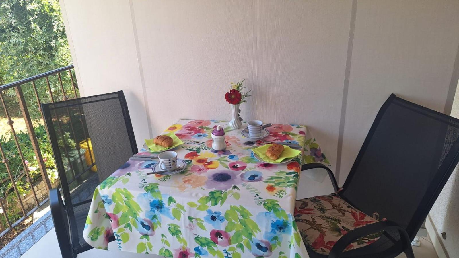 Appartement App Karmen With Free Parkig à Poreč Extérieur photo