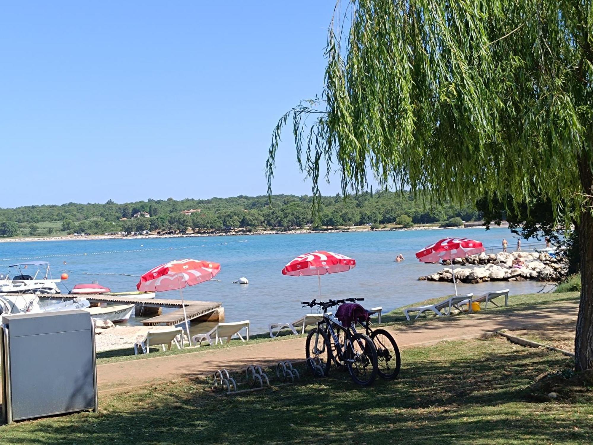 Appartement App Karmen With Free Parkig à Poreč Extérieur photo